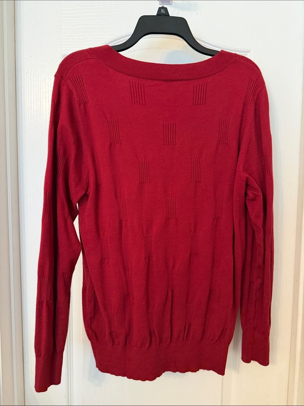 Women's burgundy V-Neck Sweater - Picture 2 of 2